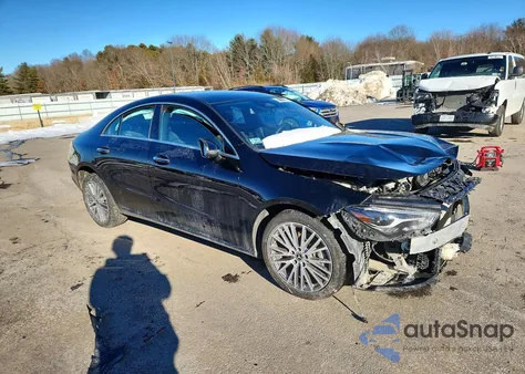 2025 Mercedes-Benz Cla 250 4Matic z USA, uszkodzony, nr VIN W1K5J4HB2SN520132